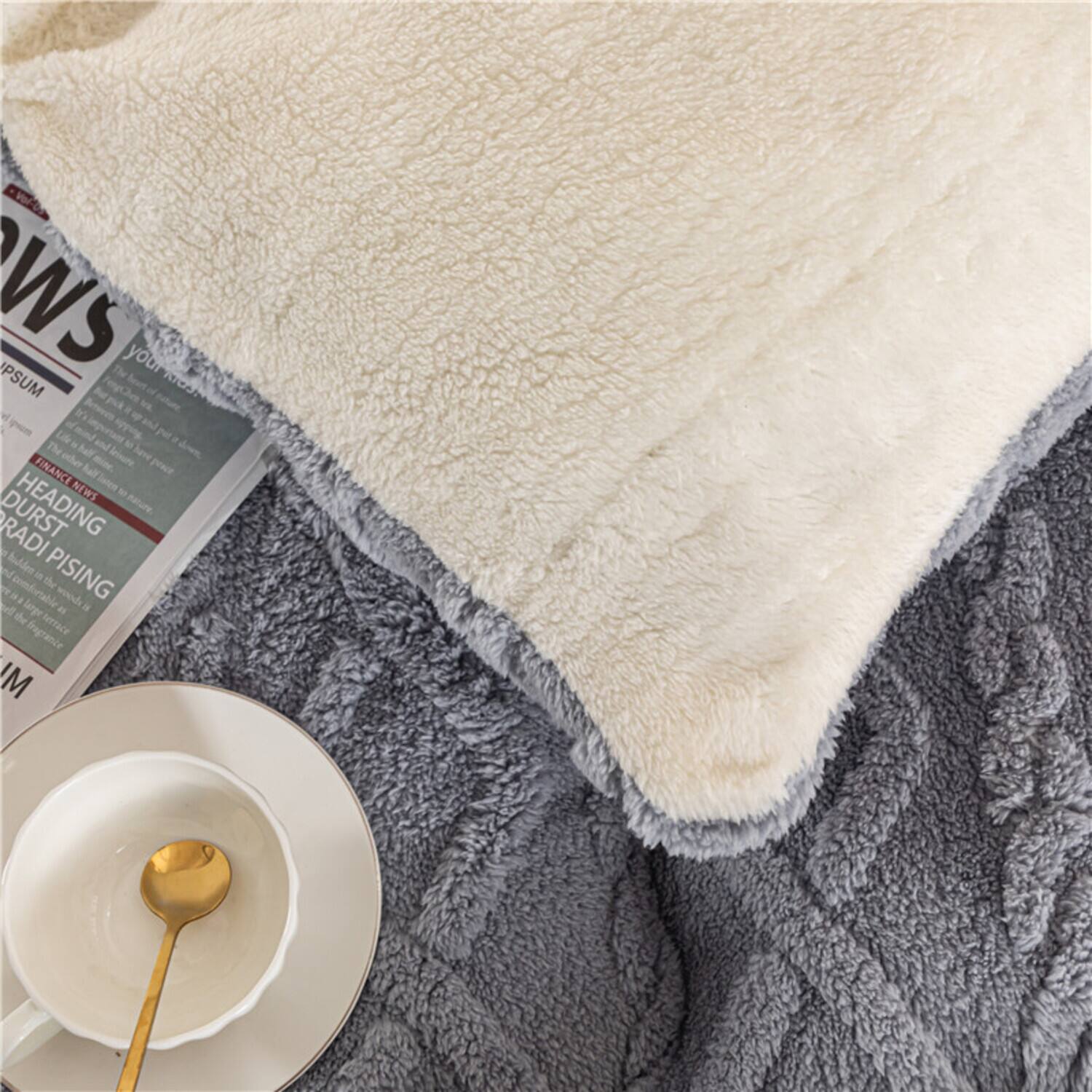 volba WS The your PSUM Bor ATCAR Uik pet The shal heve FINANCE other half ponce NEWS halflanee - DURST nature RADI huddes PISING the lange a fragrance terTace - M

Corrected text:
"volba WS The your PSUM Bor ATCAR Uik pet The shal heve FINANCE other half ponce NEWS halflanee - DURST nature RADI huddes PISING the lange a fragrance terTace - M"