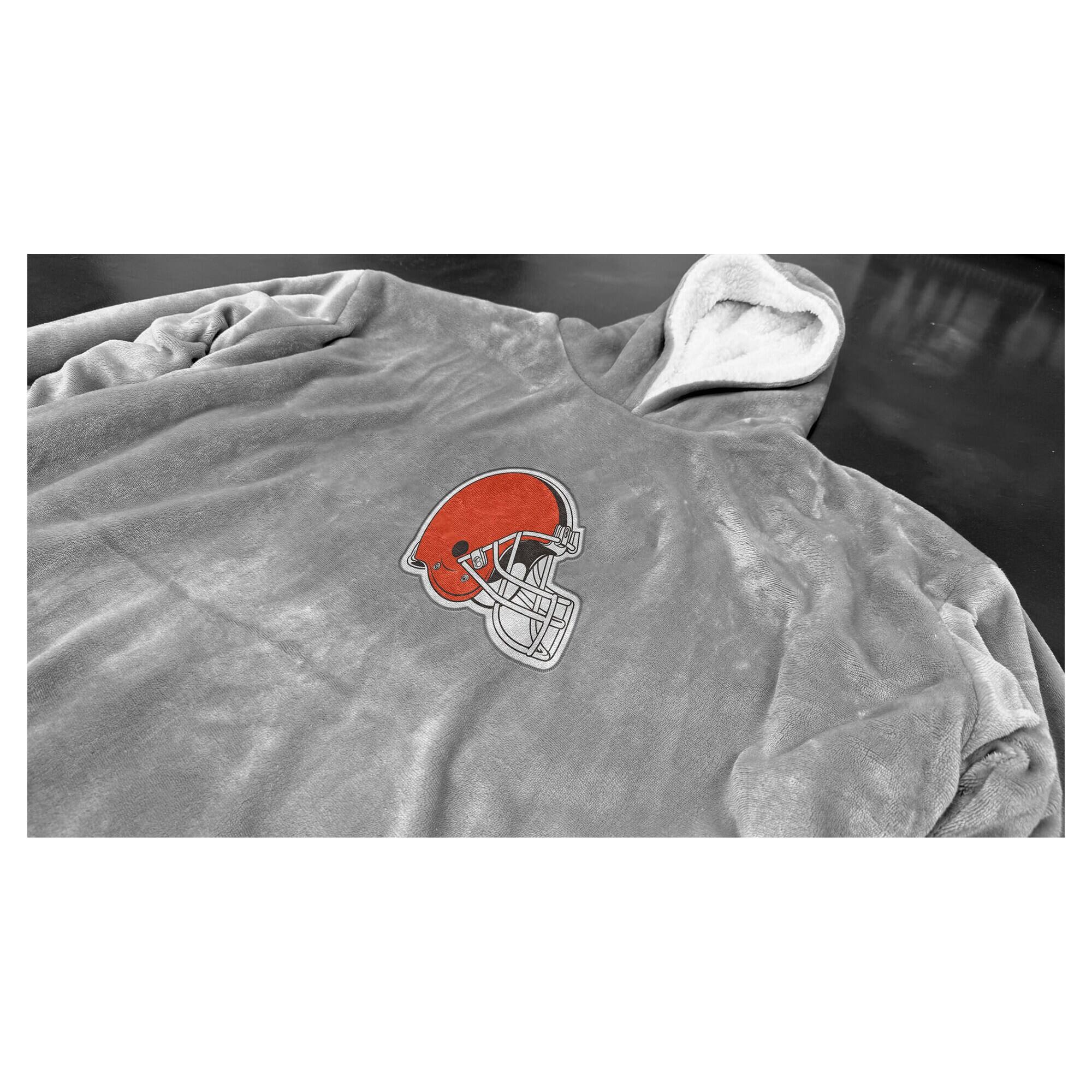 Alt View 1. Pegasus - Cleveland Browns 54" x 72" Big Logo Wearable Blanket - Multicolor.