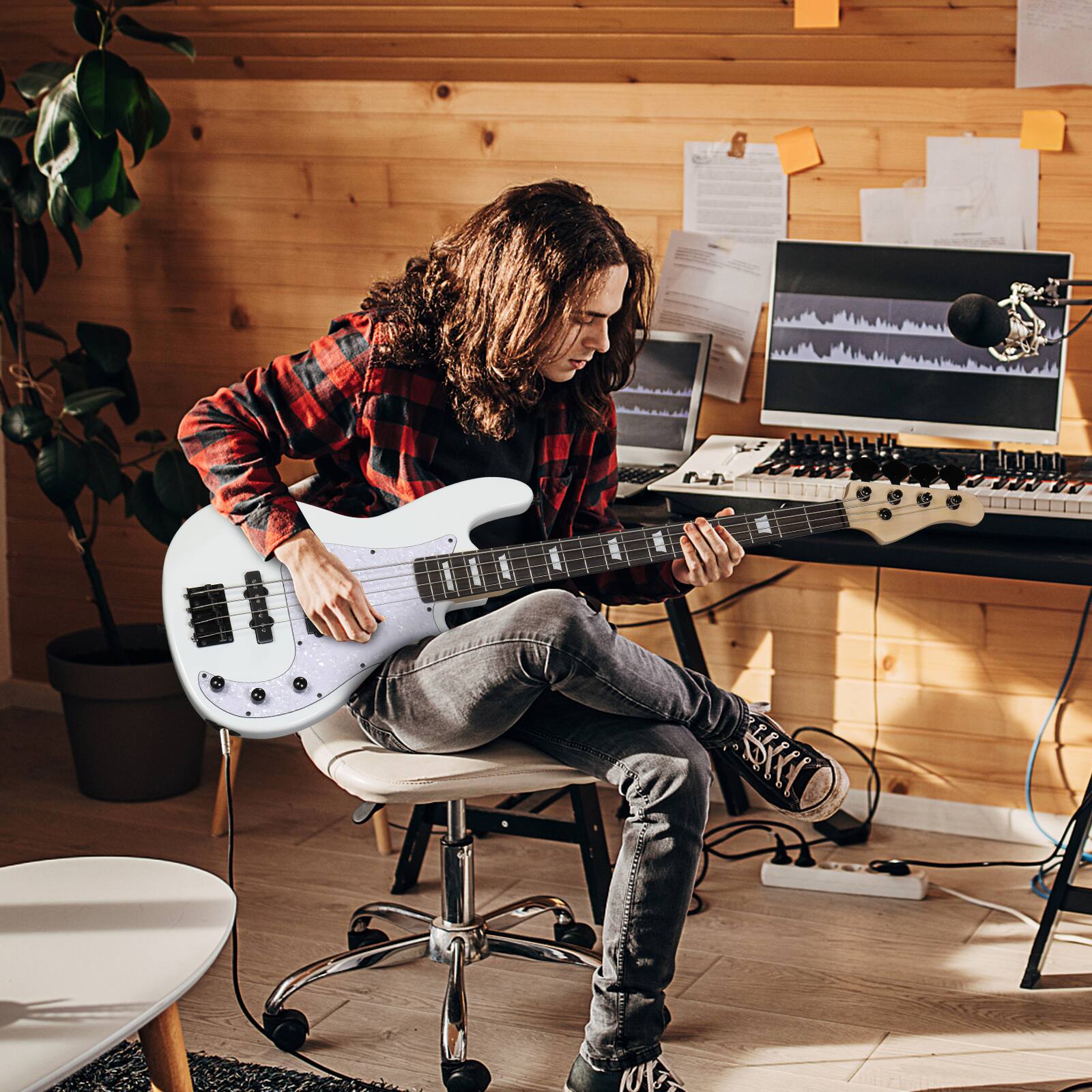 Alt View 1. Winado - 46 " KP Bass Electric Guitar Basswood for Student With Bag & 20W Speaker.