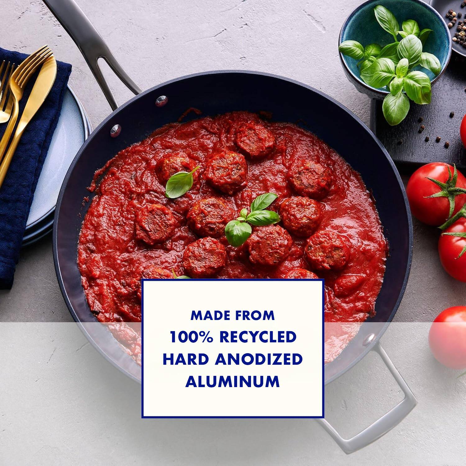 MADE FROM  
100% RECYCLED  
HARD ANODIZED  
ALUMINUM