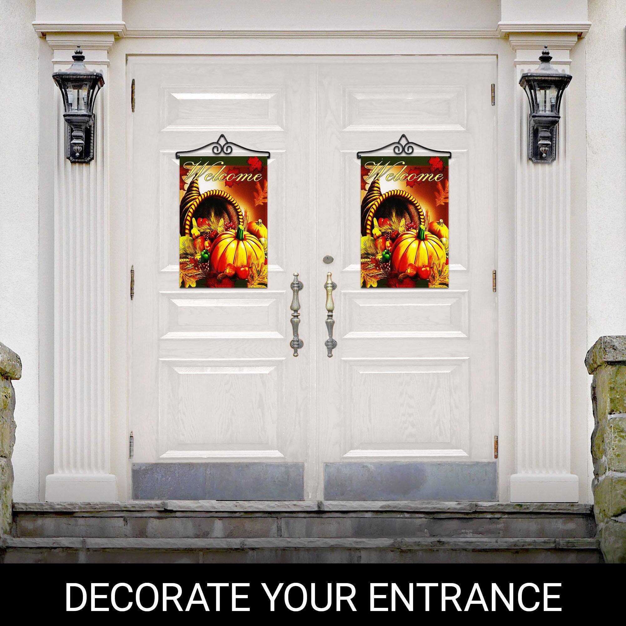 Welcome  
Welcome  

DECORATE YOUR ENTRANCE