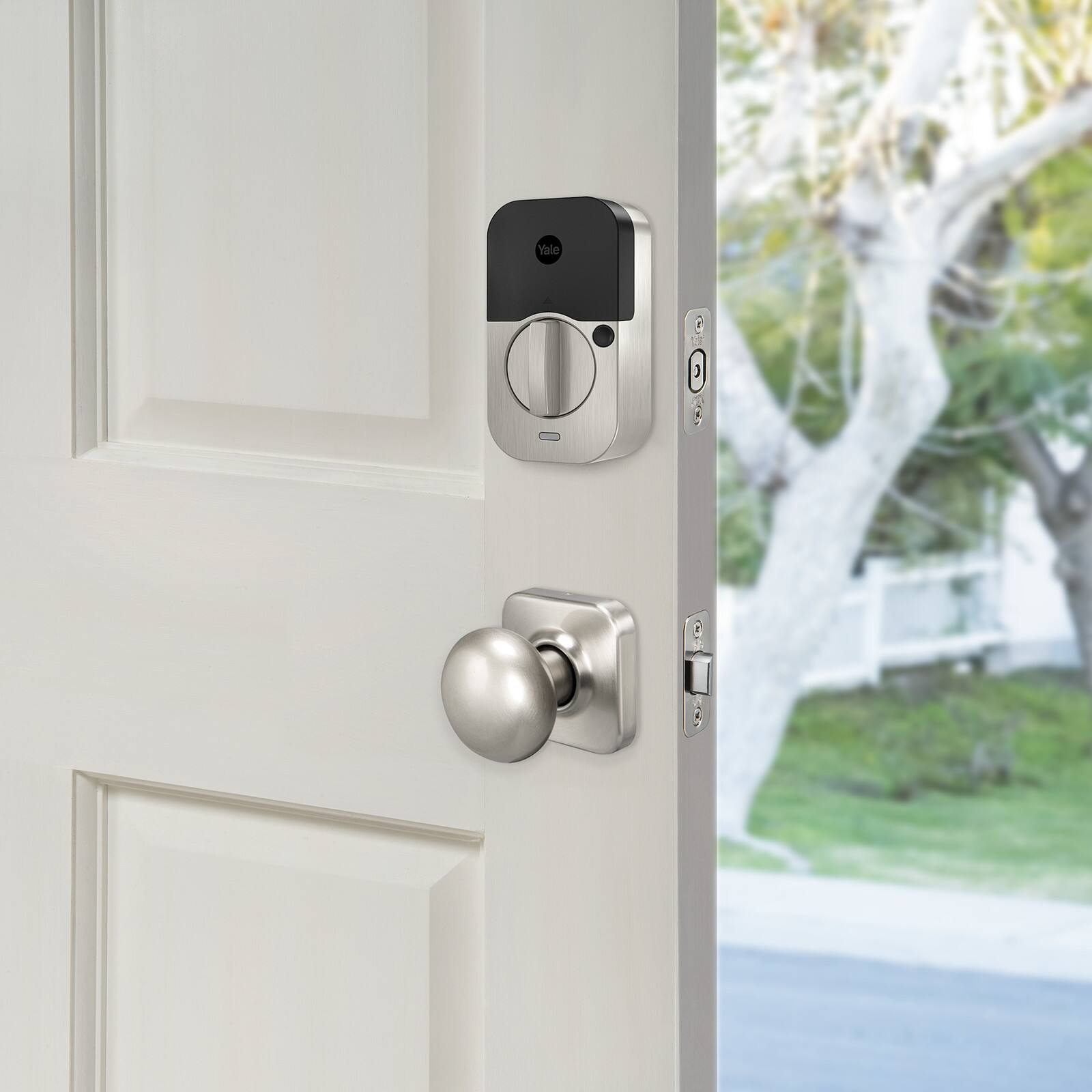 Alt View 12. Yale - Yale Assure Lock 2 Touch with Wi-Fi and Ridgefield Handle in Satin Nickel - Satin Nickel.