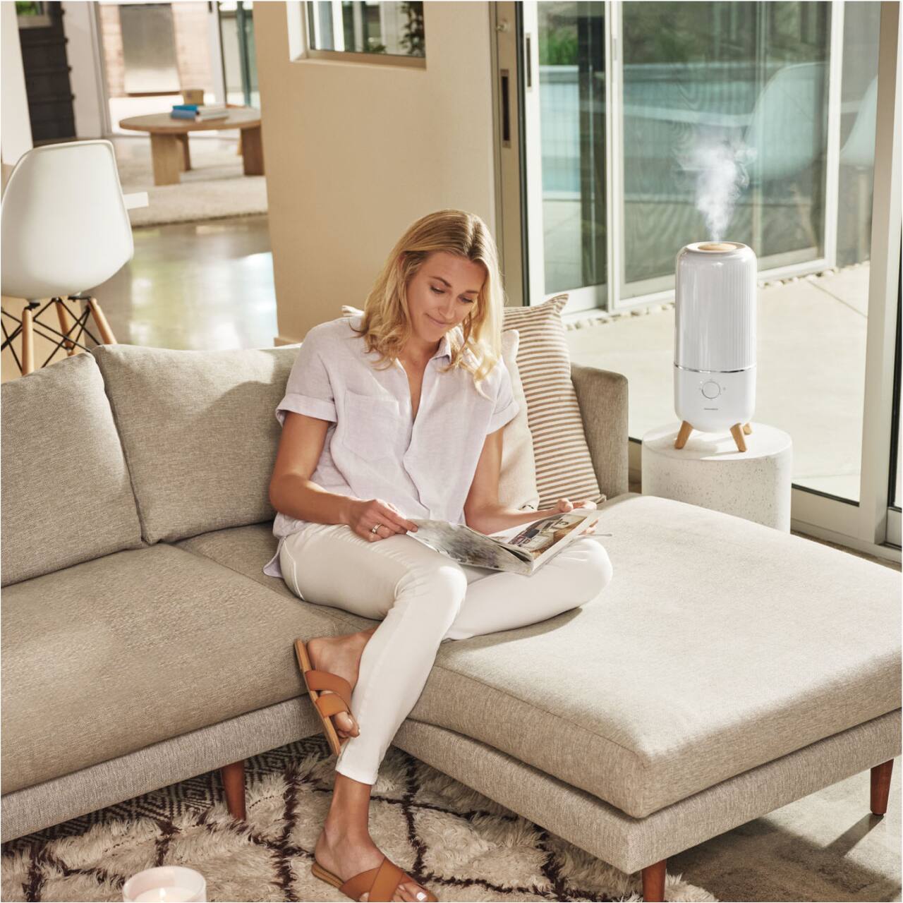 Alt View 14. Homedics - Top Fill Cool Mist Ultrasonic Humidifier - Medium.