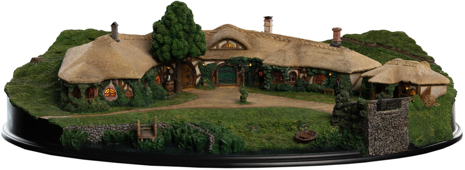 Weta Workshop - Limited Edition Polystone - The Lord of the Rings Trilogy - The Green Dragon Inn - COLLECTIBLES - Multicolor price history on PriceWatchPro