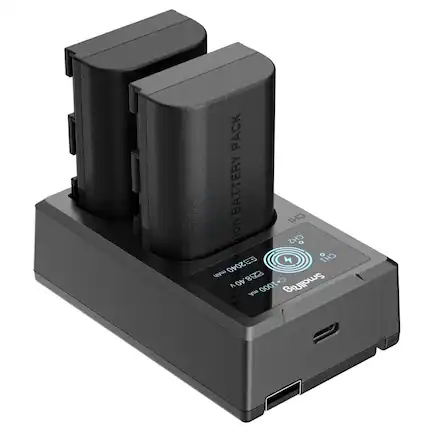 PACK BATTERY on CH1 CH2 O O CHI H mAh 2040 40 8. mA 1000 SmallRig