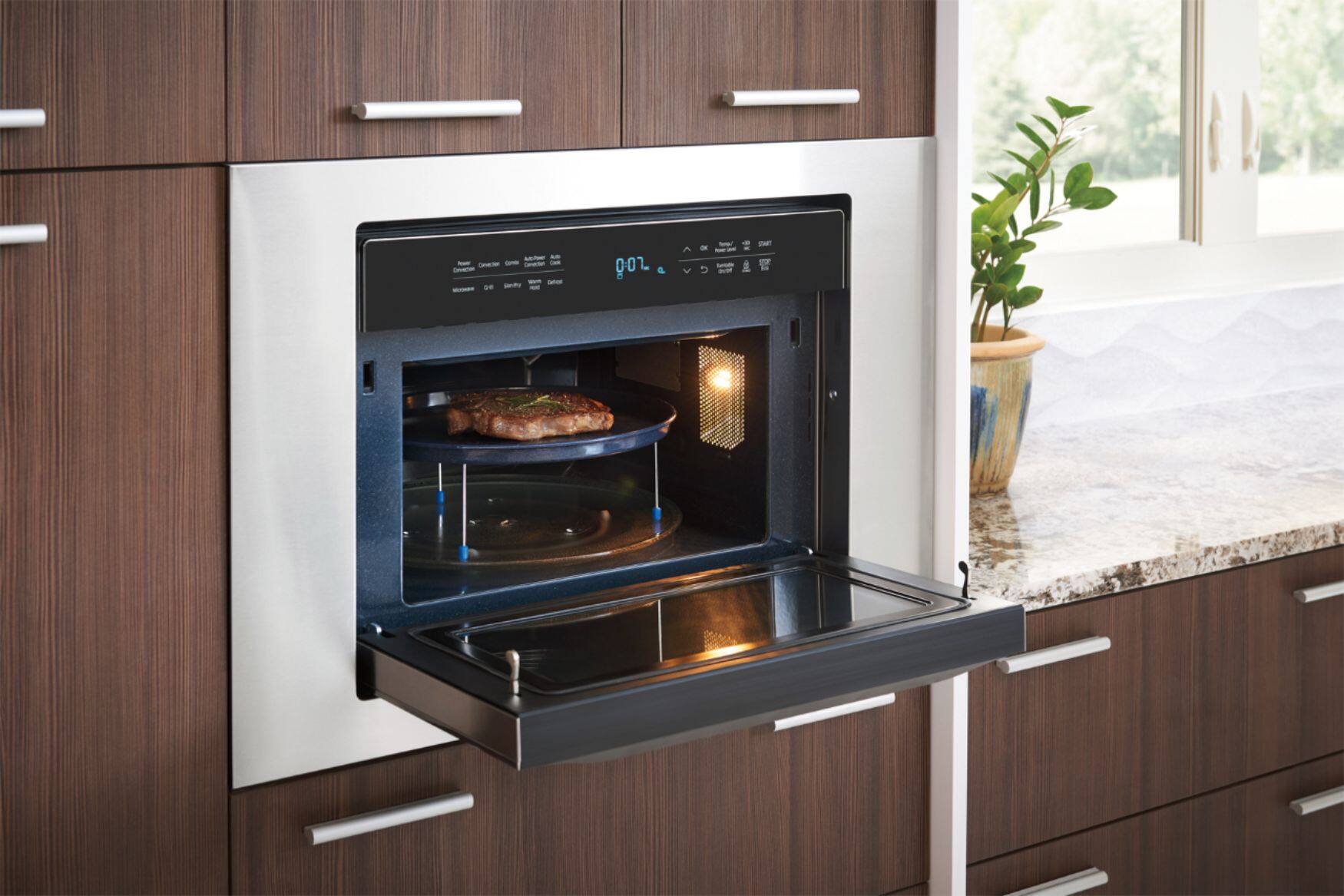 Alt View 18. Samsung - 1.2 cu. ft. Countertop Convection Microwave with PowerGrill - Black.