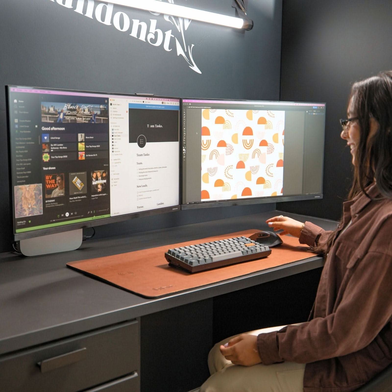 don't BLAN S DN PAY  
Good afternoon  
E - Tank - -o  
Team Toks - -  
BY THE WAY  
C Toam See  
T Lanbee