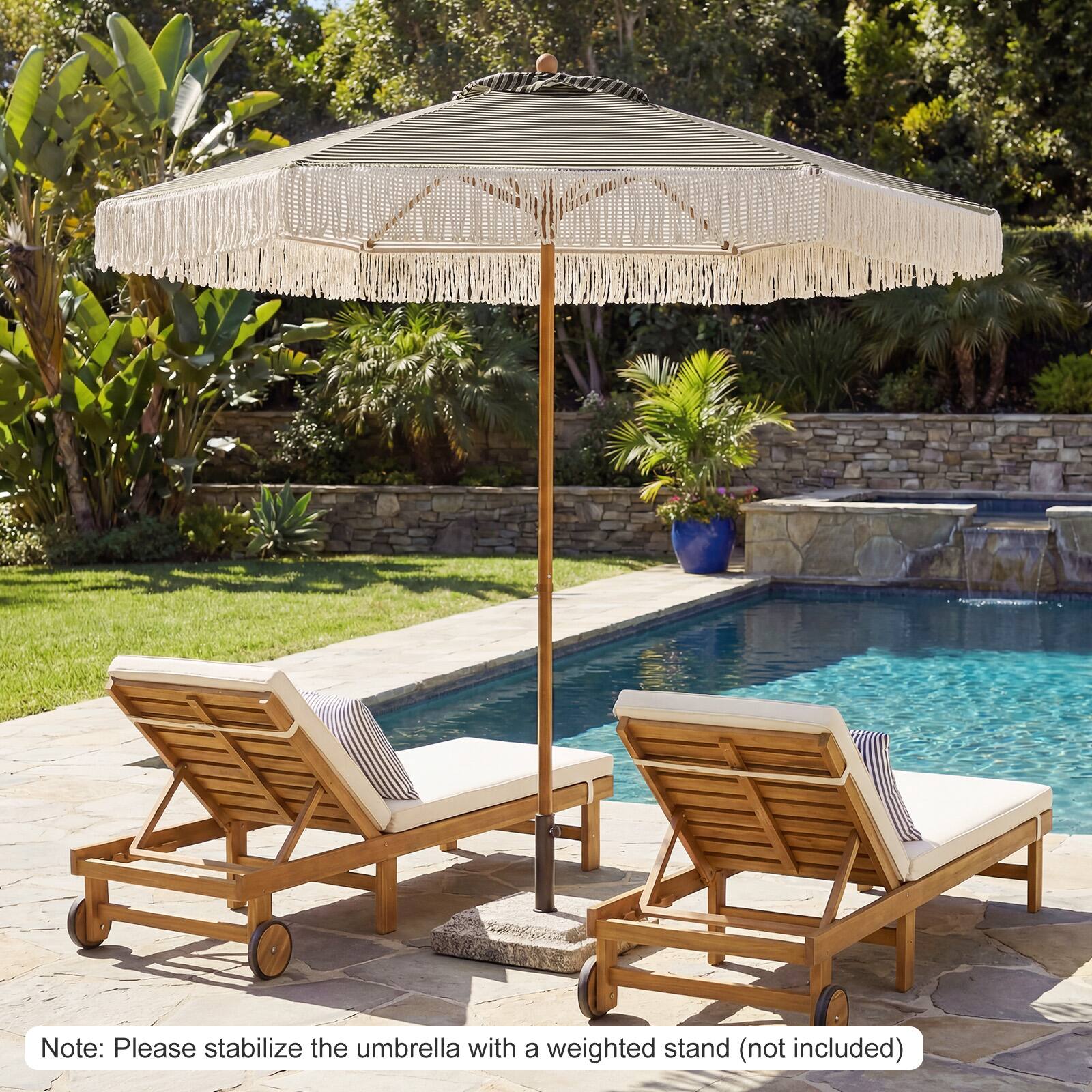 Note: Please stabilize the umbrella with a weighted stand (not included)