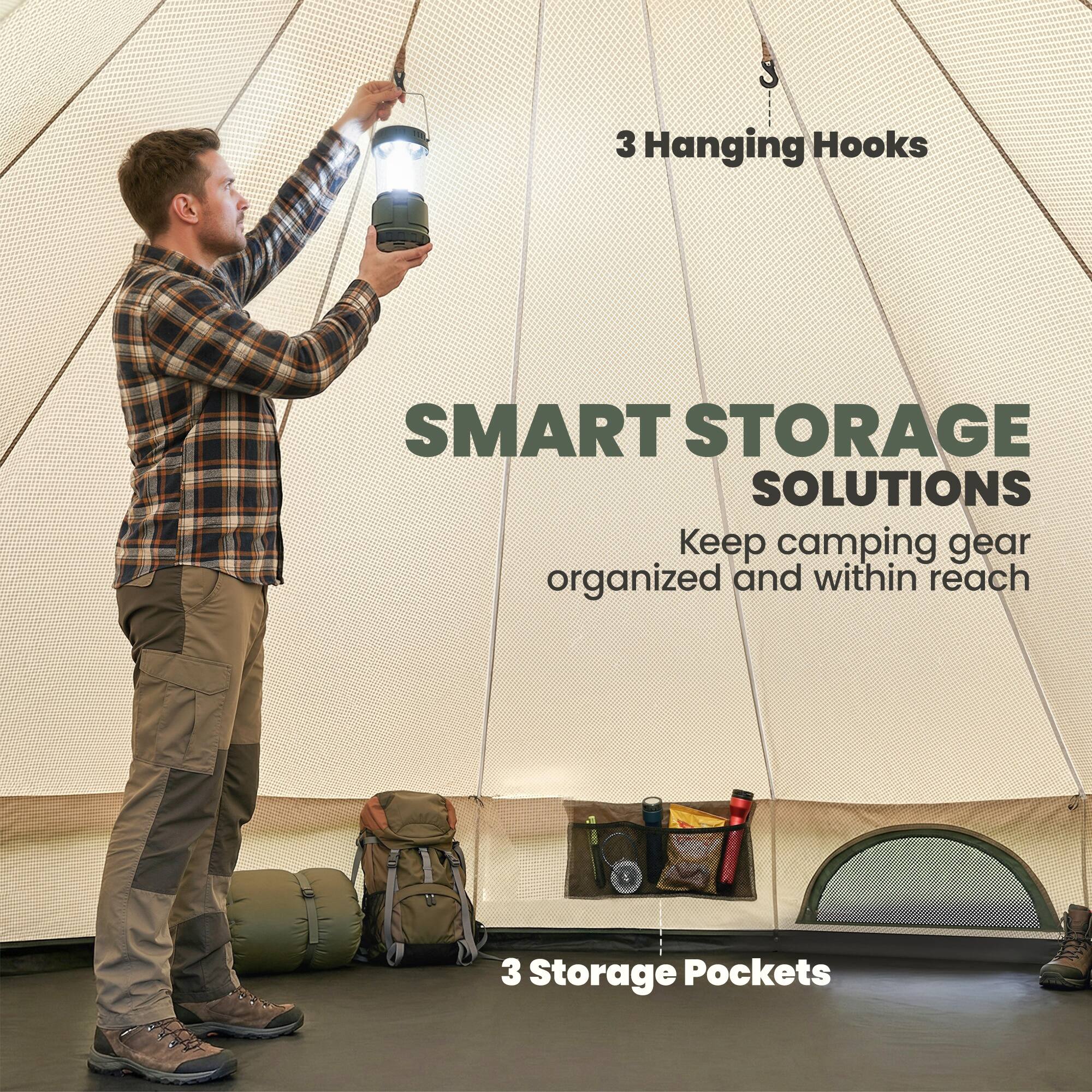 3 Hanging Hooks  
SMART STORAGE SOLUTIONS  
Keep camping gear organized and within reach  
3 Storage Pockets