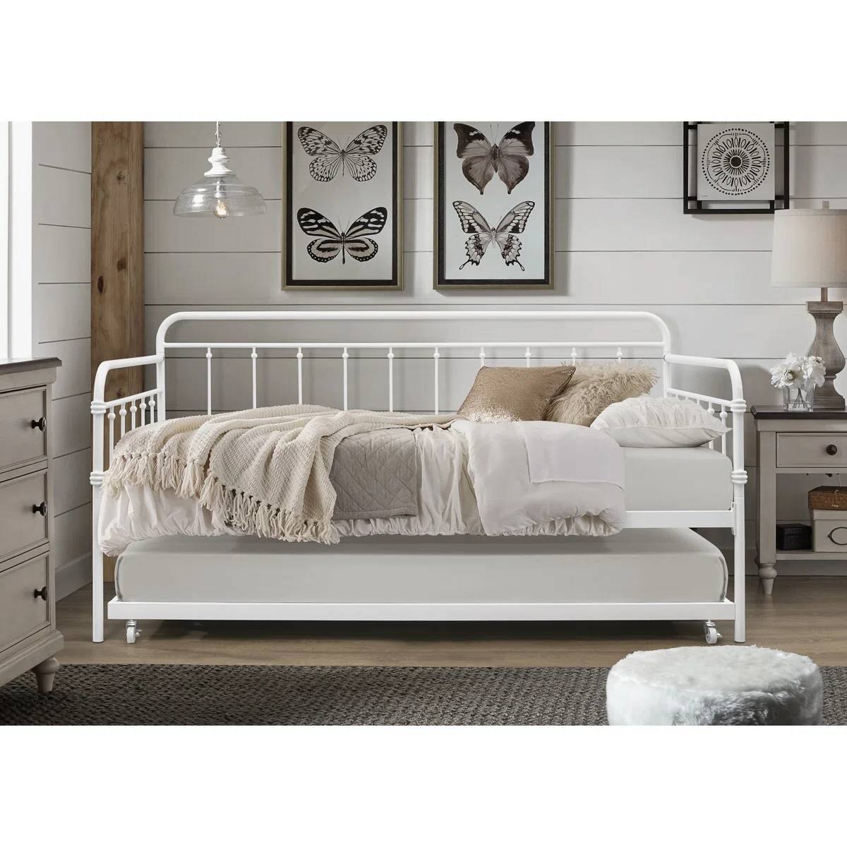 Left. Hivvago - Twin size Traditional White Rounded Iron Daybed with Roll Out Trundle Bed Frame - White.