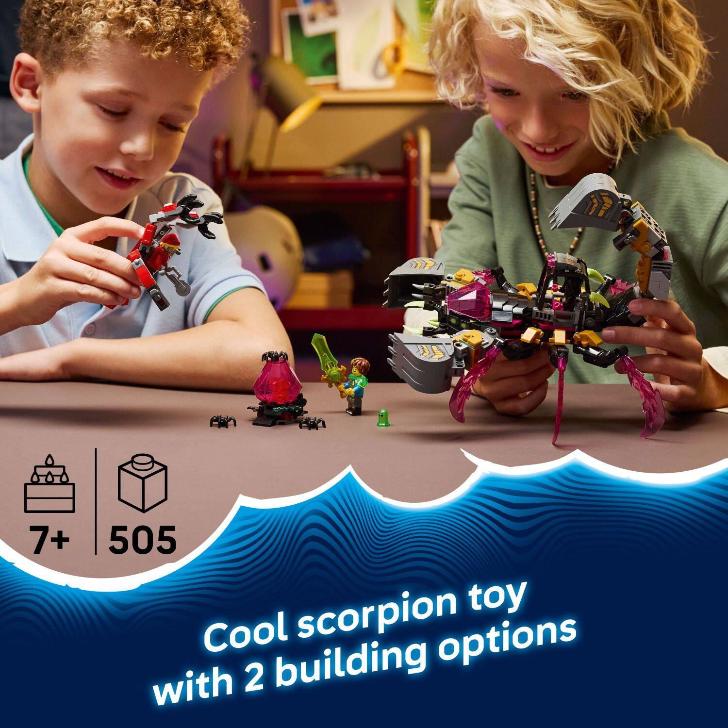 7+ 505 scorpion toy Cool scorpion toy with 2 building options