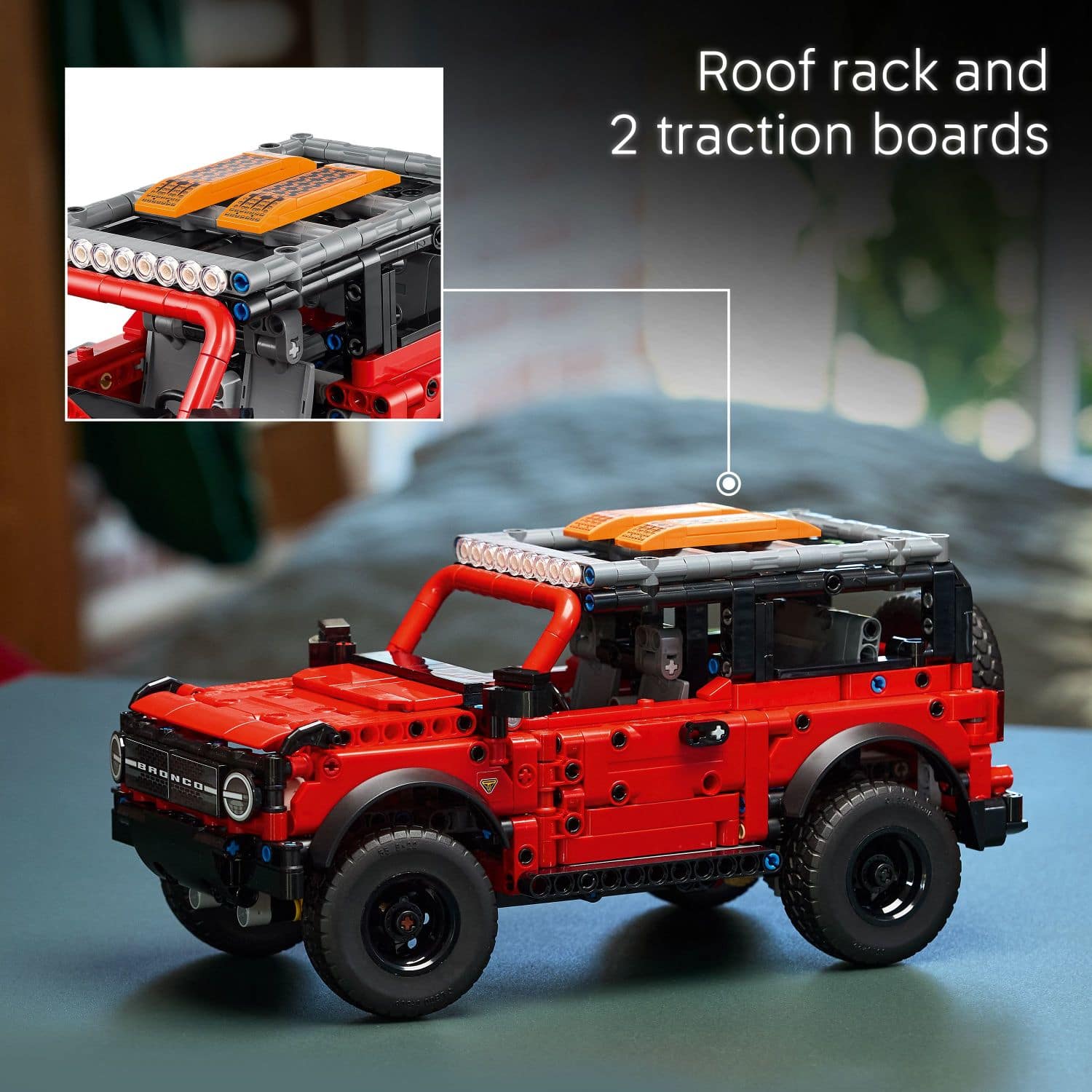 Roof rack and 2 traction boards