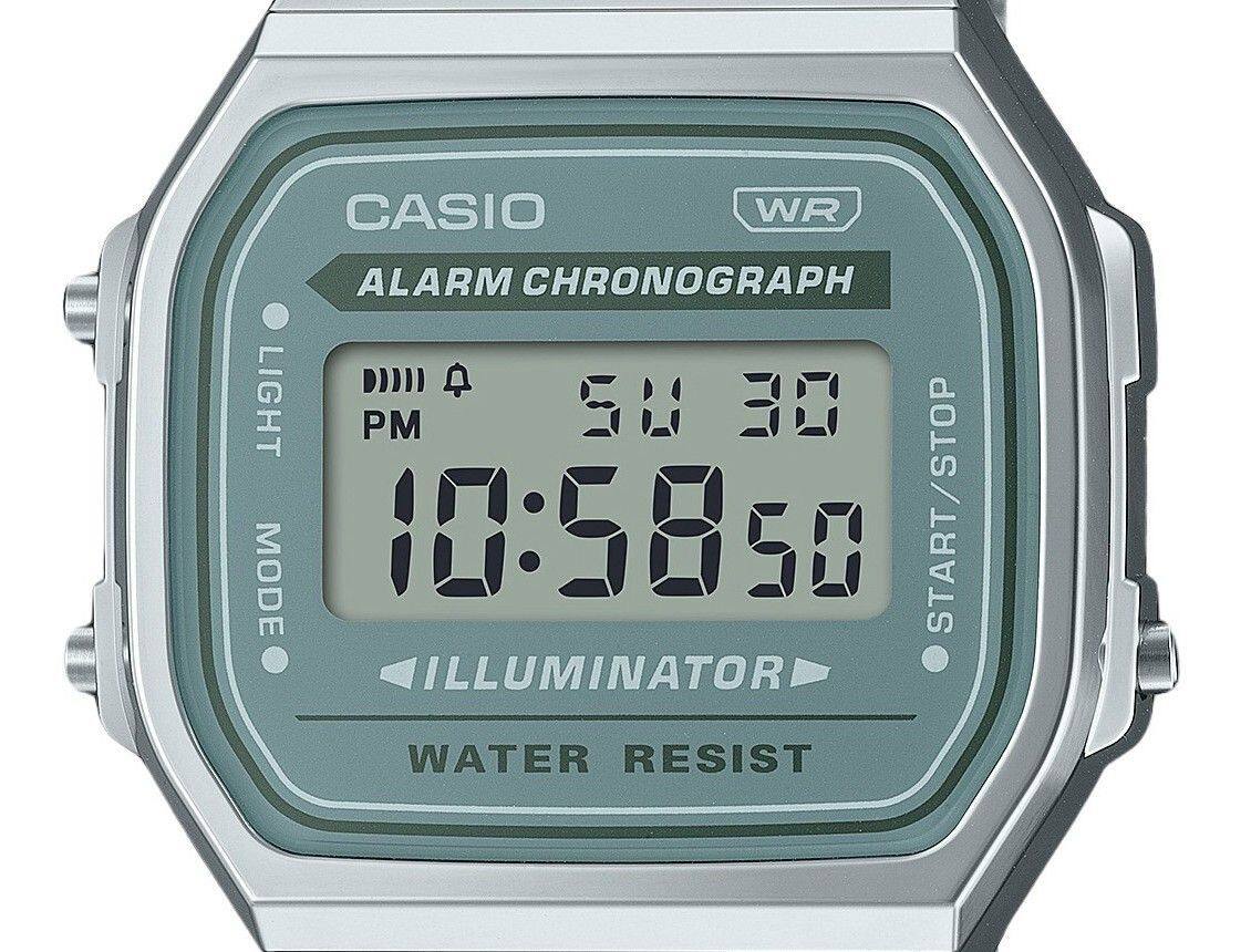 CASIO  
WR  
ALARM CHRONOGRAPH  

LIGHT  
PM  
10:58:50  

MODE  
ILLUMINATOR  

START/STOP  
50 30  

WATER RESIST