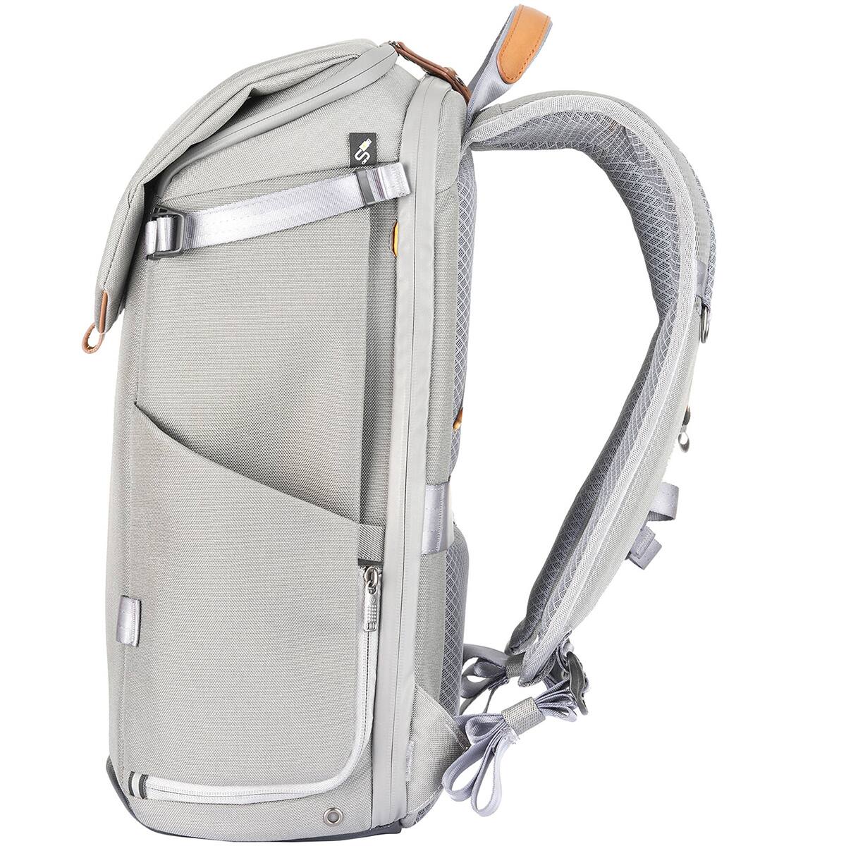 Alt View 9. Vanguard - Vanguard VEO City B46 21L Camera Backpack with Pouch - Gray.