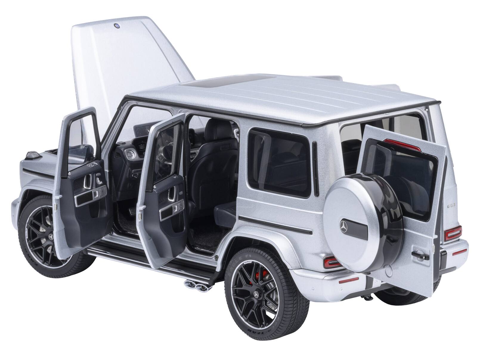 Angle. Autoart - 2019 Mercedes-Benz AMG G63 Iridium Silver Metallic 1/18 Model Car by Autoart - Silver Metallic.