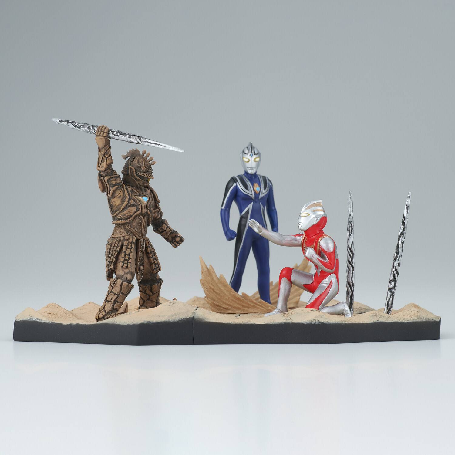 Alt View 4. PopMarket - BanPresto - Ultraman Gaia - Special Effects Stagement - Ultraman Gaia #3 (A: Ultraman Gaia)   - COLLECTIBLES - Multicolor.