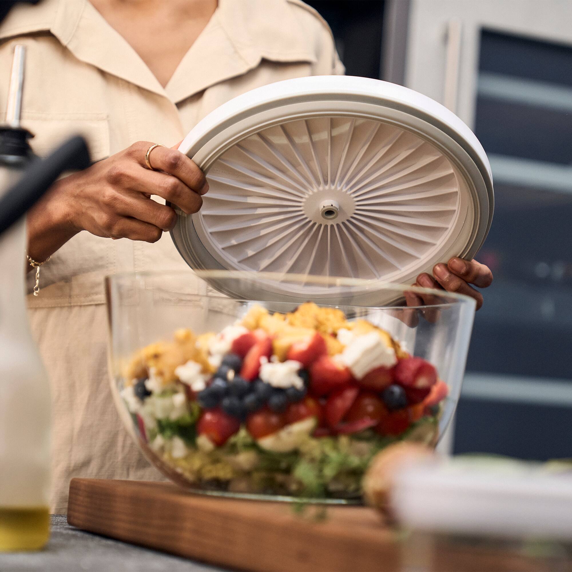 Alt View 2. ZWILLING - ZWILLING Fresh & Save BOWLS Glass Vacuum Bowl, Large - Clear.