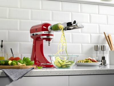 Tappetino scorrevole per mixer KitchenAid Stand Mixer, Gdrtwwh Mixer Mover Mat Tappetini per elettrodomestici da cucina compatibili con KitchenAid 6,5-8 Qt Bowl Lift Stand Mixer Tappetino scorrevole per mixer KitchenAid Stand Mixer, Gdrtwwh Mixer Mover Mat Tappetini per elettrodomestici da cucina compatibili con KitchenAid 6,5-8 Qt Bowl Lift Stand Mixer
