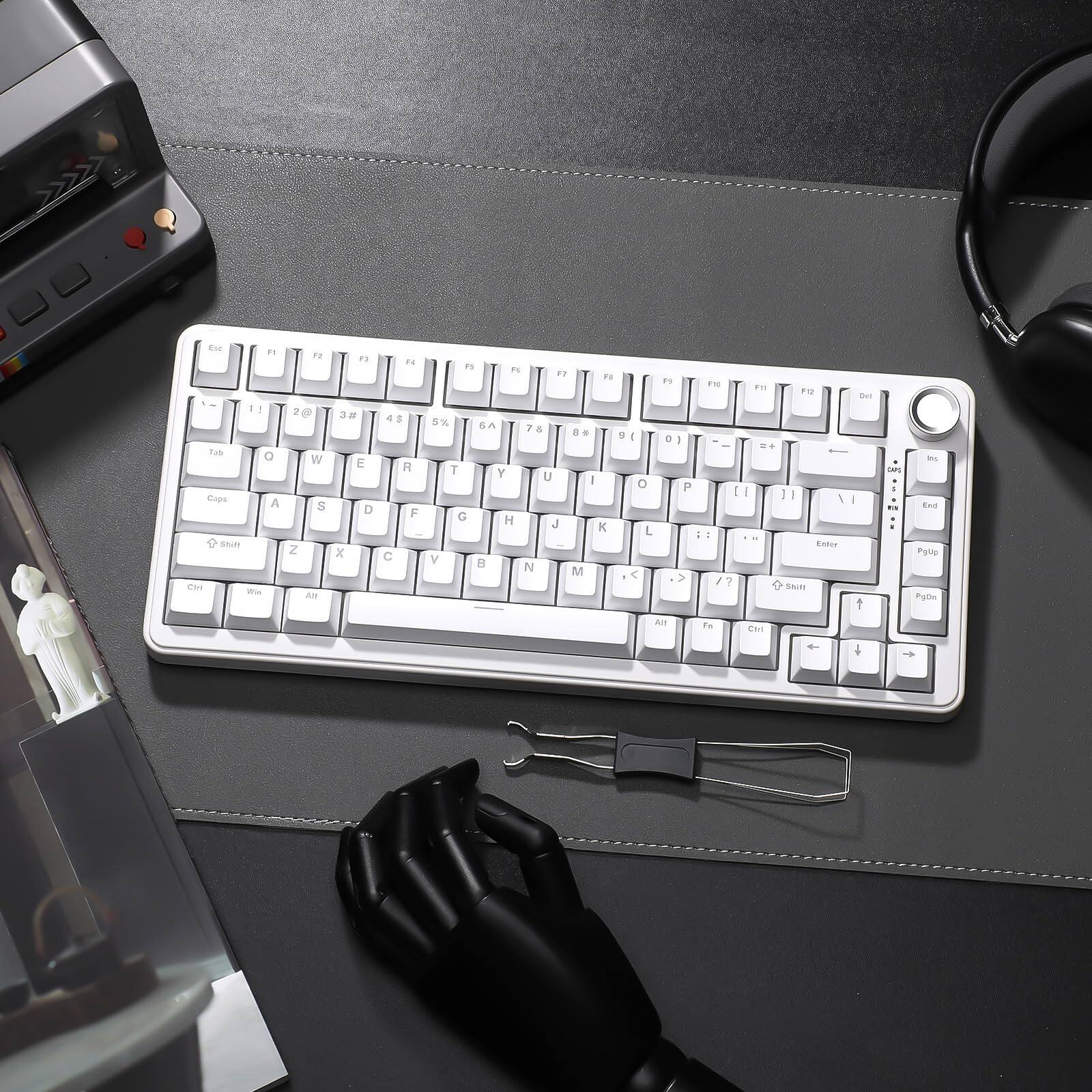 Sure, here is the corrected and grouped text:

1. Eu
2. Tab o Cies A Shin EnT Ww
3. 2 209 W S Z AY F 38 E D x d e
4. 2 R F C P PS as Fa % 6A
5. 7 a . E . T Y u I G H J K V N M
6. 1 FM F11 I D D - . o P I I L : :: Ta .. < > Y 7 Ale Fa H F1 1
7. Entor Ehin dut - 1 ians .. Eod Pylle Ppe i

The text seems to be a mix of random characters and words. If you need further clarification or context, please let me know!