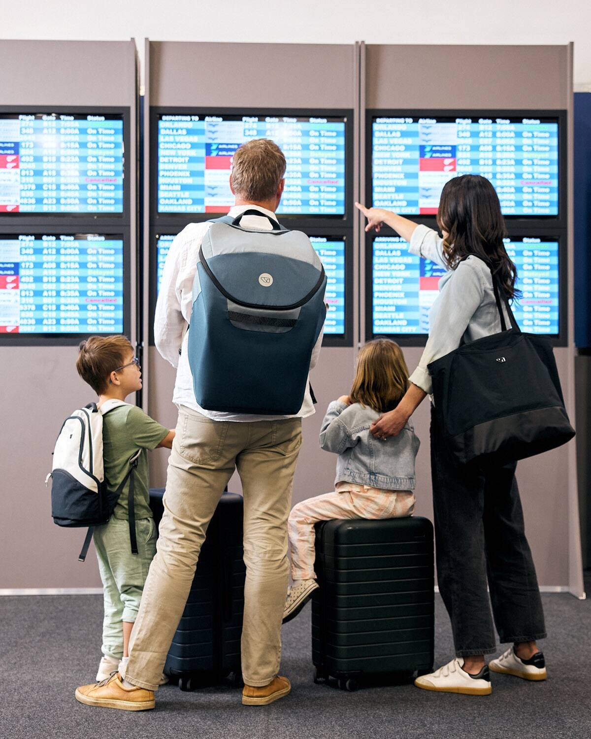 Sure, here is the corrected and grouped text from the image:

---

**Departing to:**

- DALLAS
- LAS VEGAS
- CHICAGO
- YORK
- DETROIT
- PHOENIX
- BILAM
- SEATTLE
- GAKLAND
- RANSAS
- PRO

**Flight** | **Gate** | **Time** | **Status**

- 274 | A12 | 012 | On Time
- 348 | B00A | 015 | On Time
- 173 | B16A | 015 | On Time
- 013 | A1S | On Time
- 216 | C18 | On Time
- 835 | C1E | On Time
- 4836 | A2S | On Time
- 2007 | 813 | On Time

**Departing to:**

- DALLAS
- LAS VEGAS
- CHICAGO
- SEATTLE
- GAKLAND
- CITY

**Flight** | **Gate** | **Time** | **Status**

- 274 | A12 | 012 | On Time
- 348 | B00A | 015 | On Time
- 173 | B16A | 015 | On Time
- 013 | A1S | On Time
- 216 | C18 | On Time
- 835 | C1E | On Time
- 4836 | A2S | On Time
- 2007 | 813 | On Time

---

This text is organized to reflect the flight information displayed on the screens in the image.