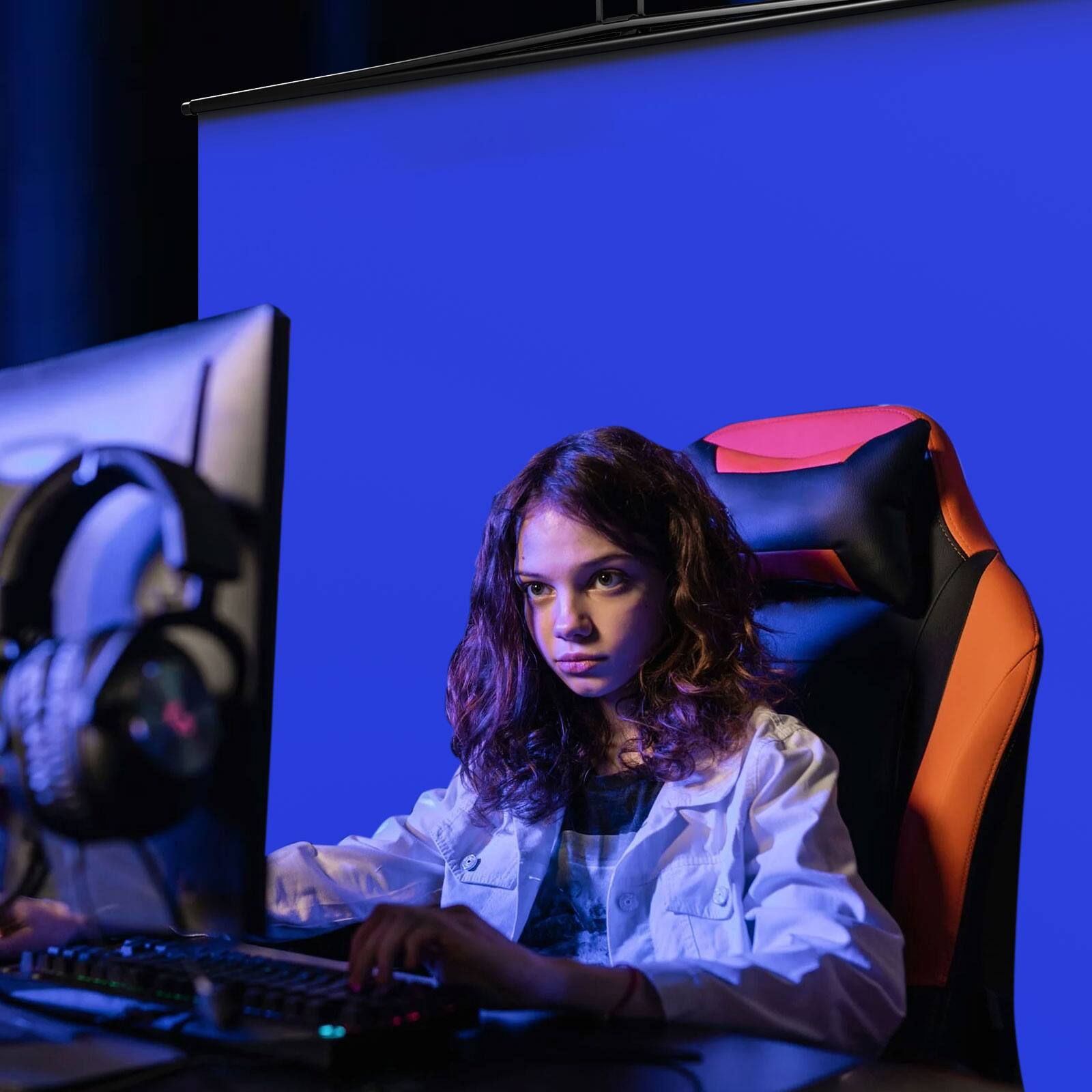 Alt View 2. RAUBAY - 5′x 6.9′ Collapsible Blue Screen Backdrop Portable Retractable Chroma Key Panel Photo Background with Stand - Blue.