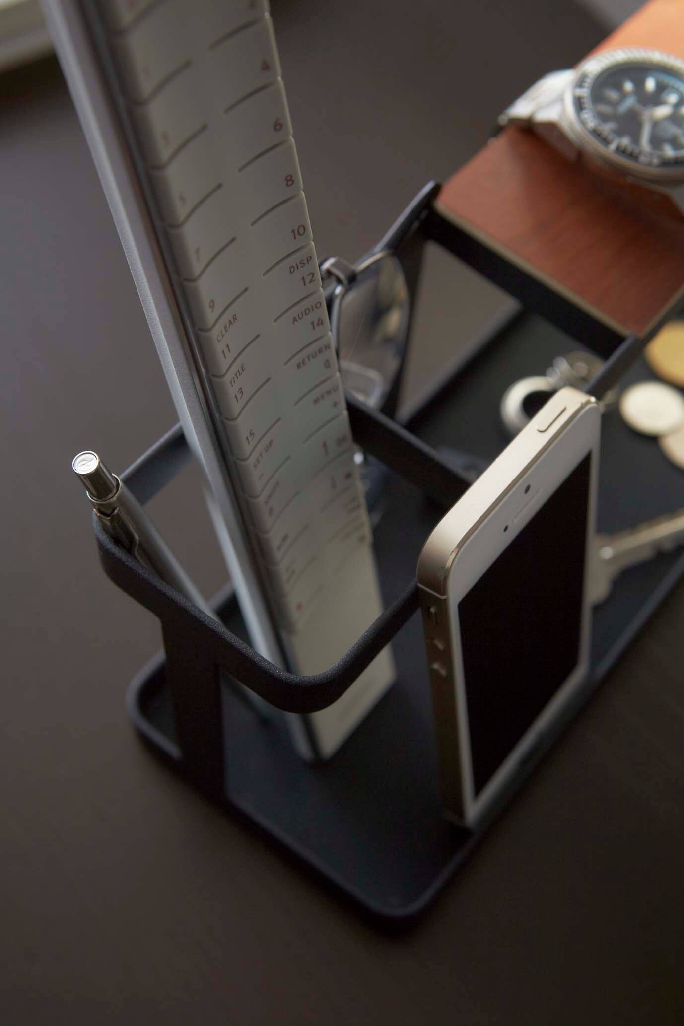 6 8 9 CLEAR 11 TITLE 13 10 DISP 12 AUDIO 14 RETURN 15 I S