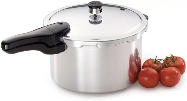 Front. Presto - Presto 01282 8 Quart Aluminium Pressure Cooker - Silver.