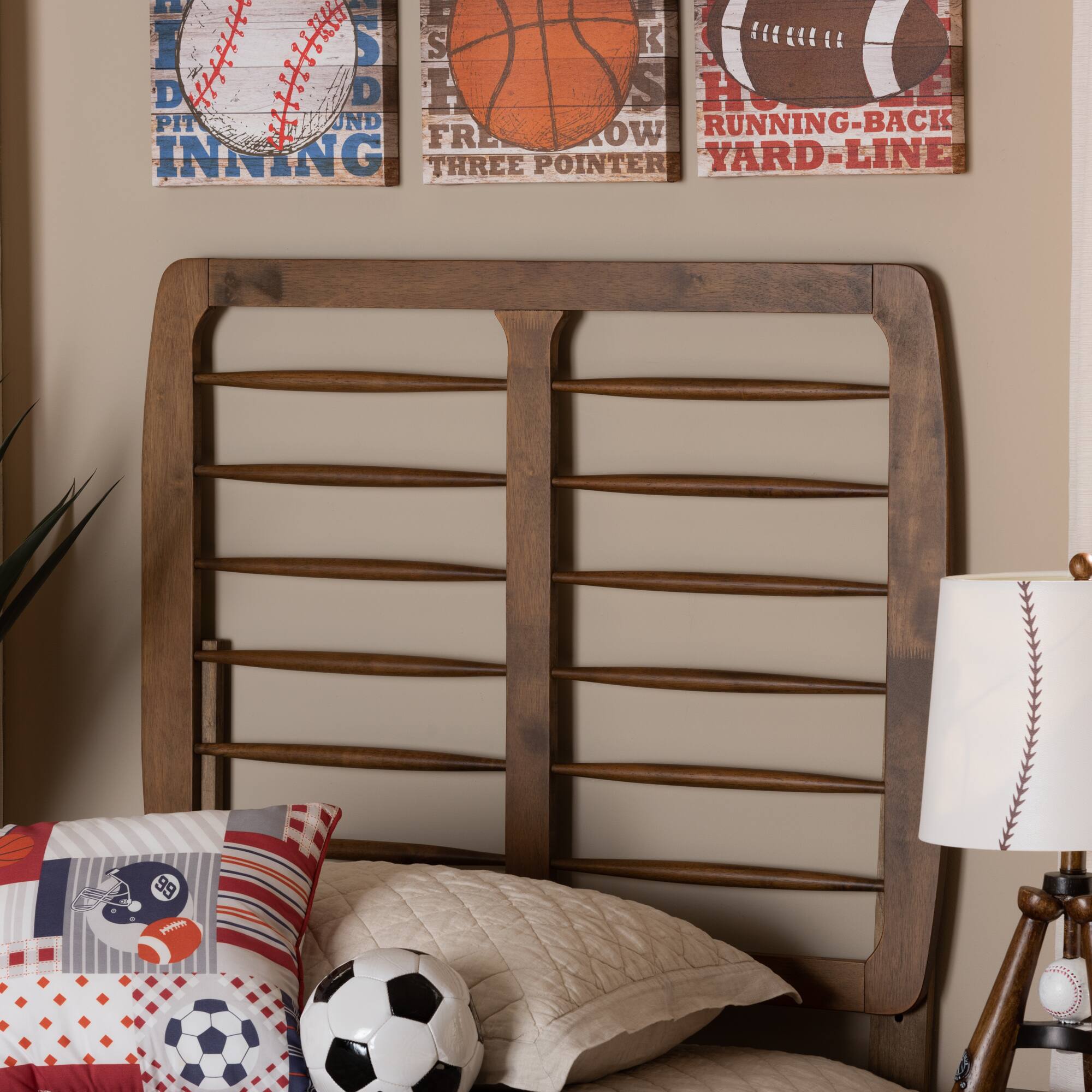 I S S K S J D D H S H PIT ND RUNNING-BACK FR ow INNING THREE POINTER YARD-LINE