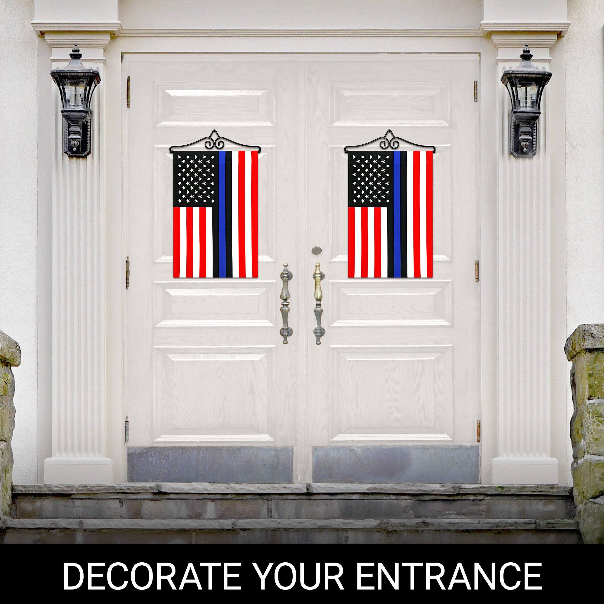 DECORATE YOUR ENTRANCE