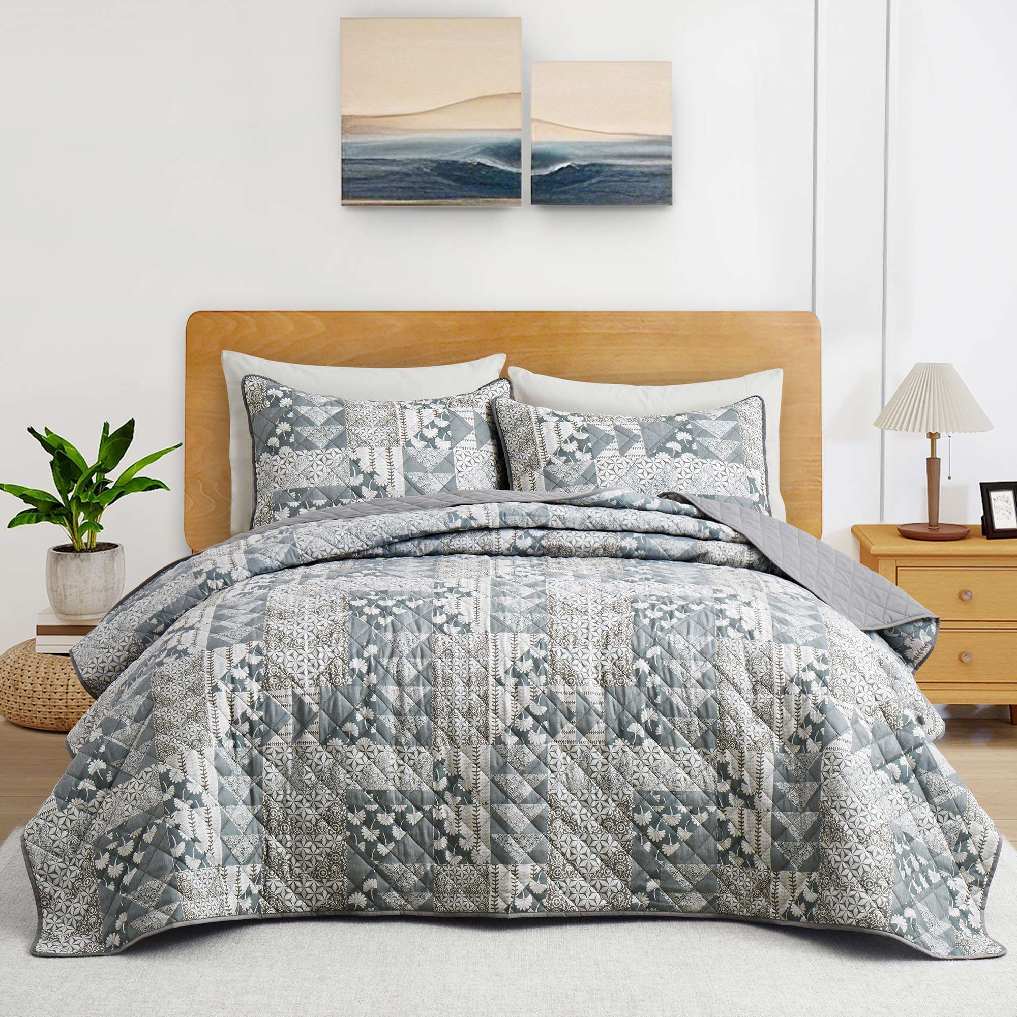 Angle. Nest - Peace Nest Soft Printed Coverlet Set Floral Geometric Bedspread Modern Reversible Quilt and Shams Set - Patina.