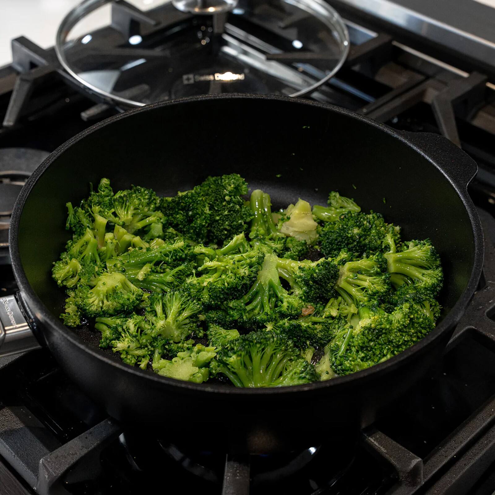 Alt View 3. Swiss Diamond - CHD Nonstick Saute Pan with Glass Lid, 4.1 qt - Black.
