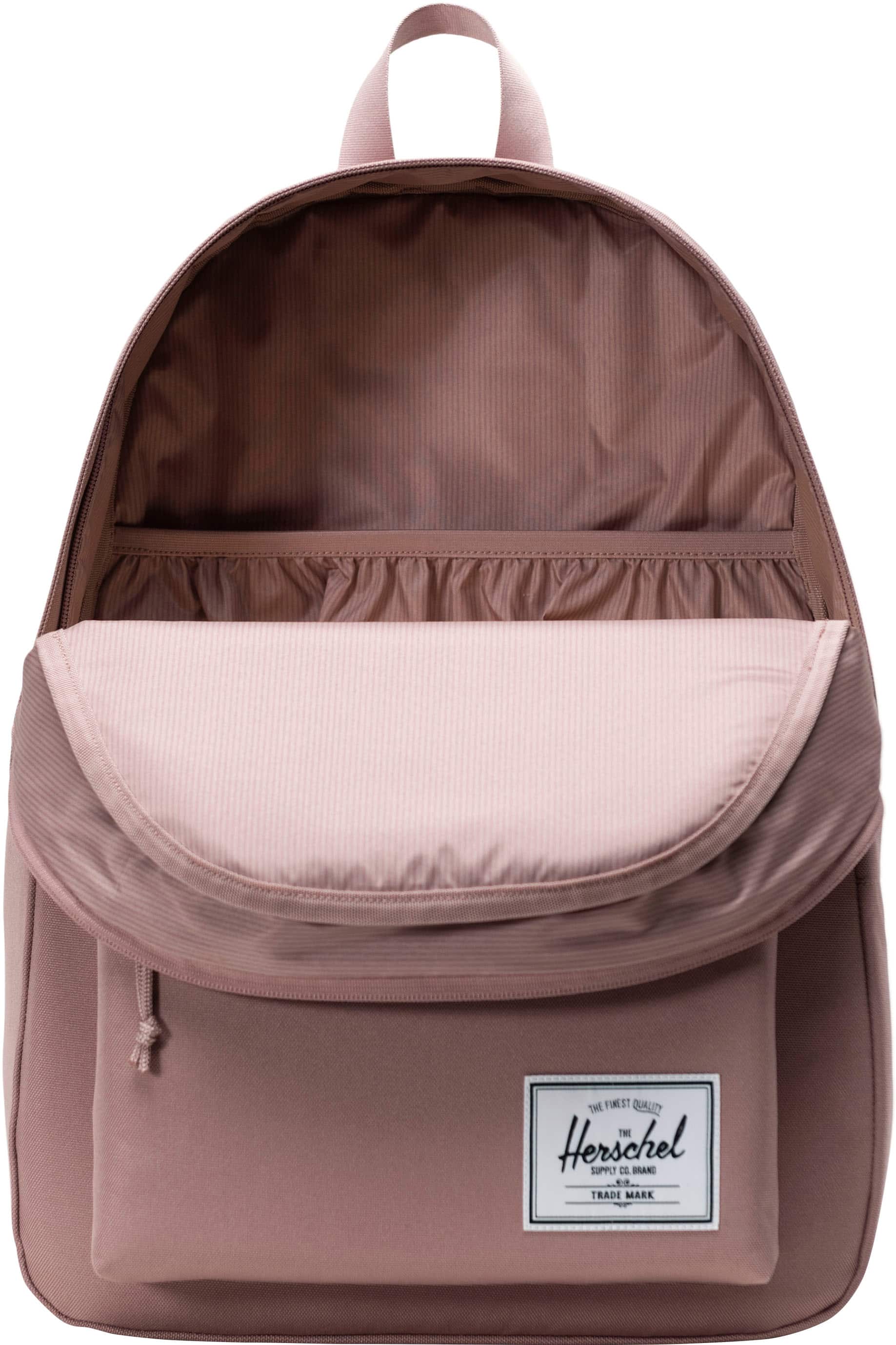 The finest quality Herschel Supply Co. brand trade mark.