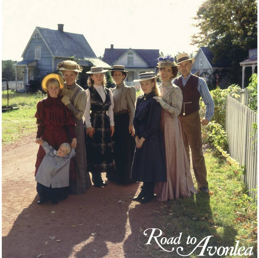 Back. Road To Avonlea Seasons 1-7 [DVD][28-Discs] (Family/Drama, Compatible with all DVD players).