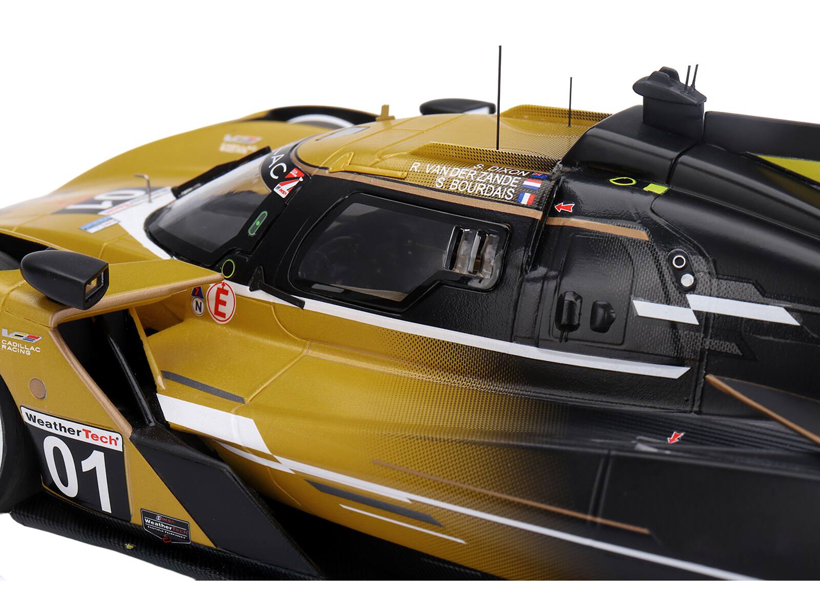 AC RACING  
R. VANDER ZANDE  
S. BOURDAIS  

WeatherTech  
01  

Cadillac Racing