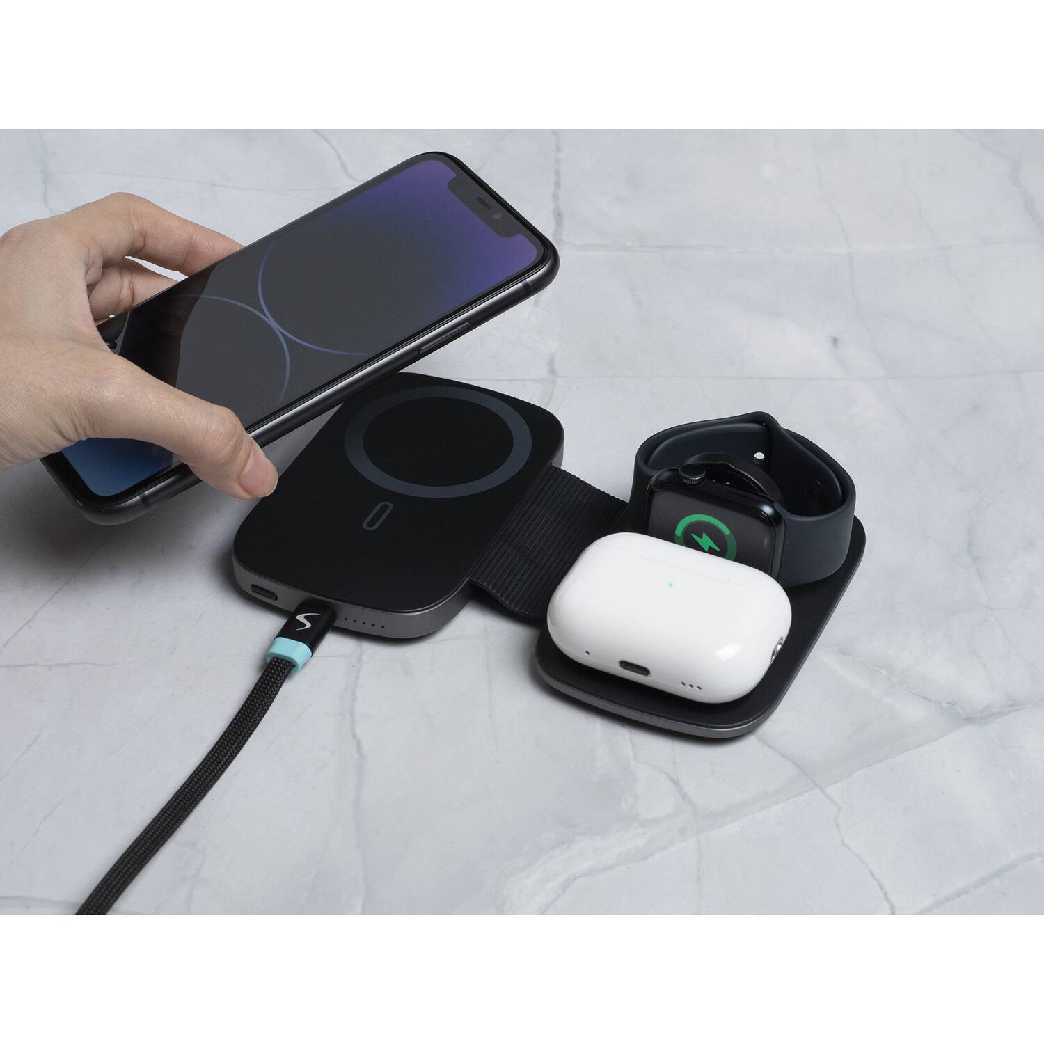 Alt View 1. Scapade - 5000mAh MagPower Pro 3-in-1 Foldable Magnetic Portable Power Pack - Black.