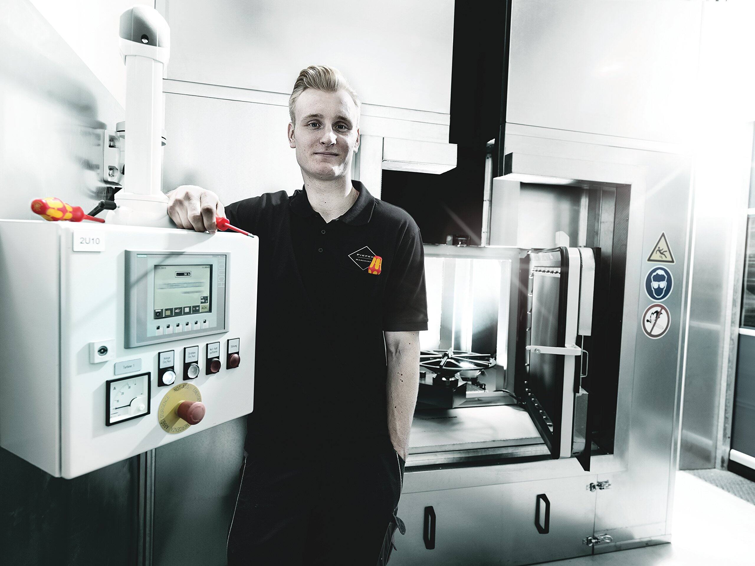 2U10 CORER  
4 - CP I CNTONDD pees  
O O