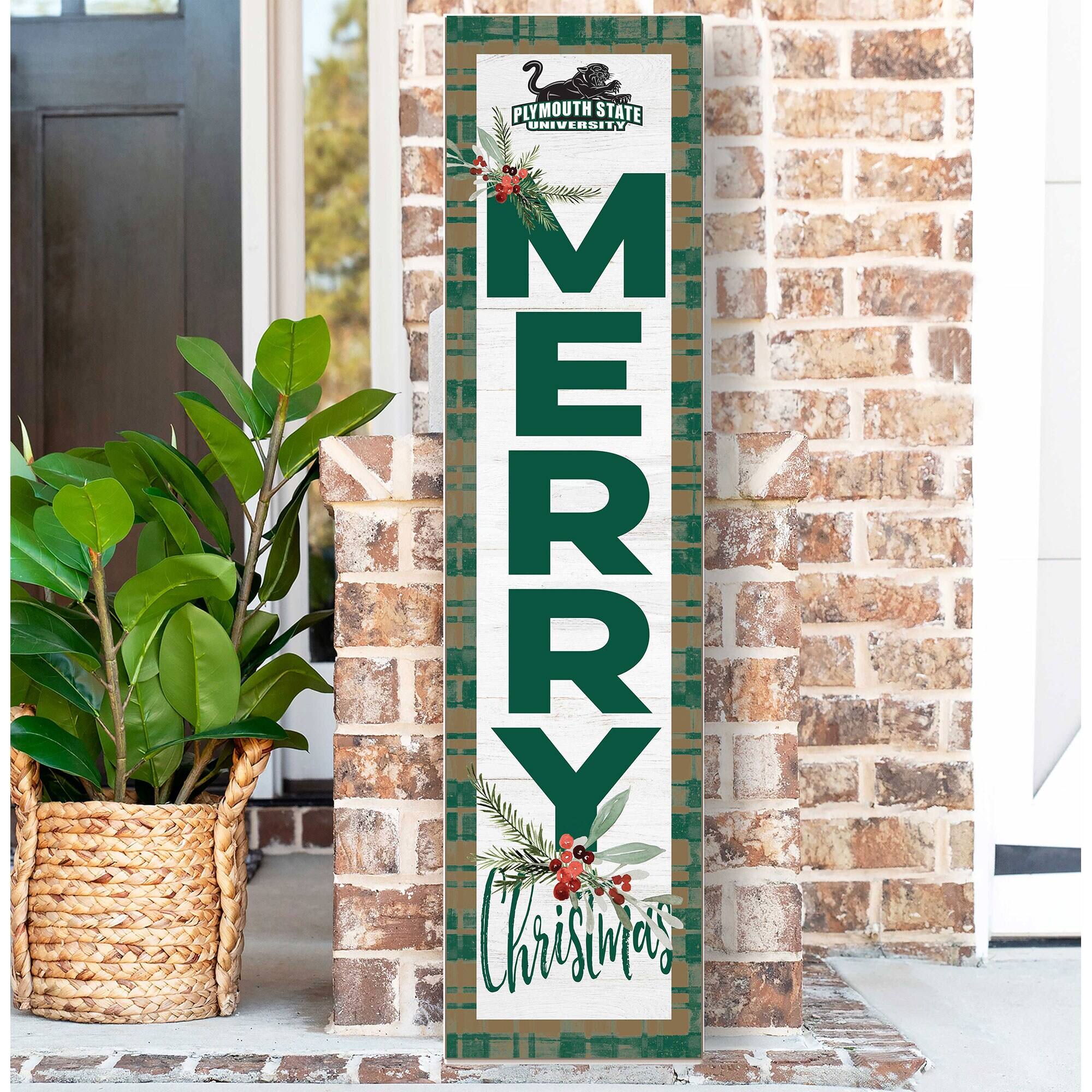 2 PLYMOUTH STATE UNIVERSITY  
MERRY  
Christmas