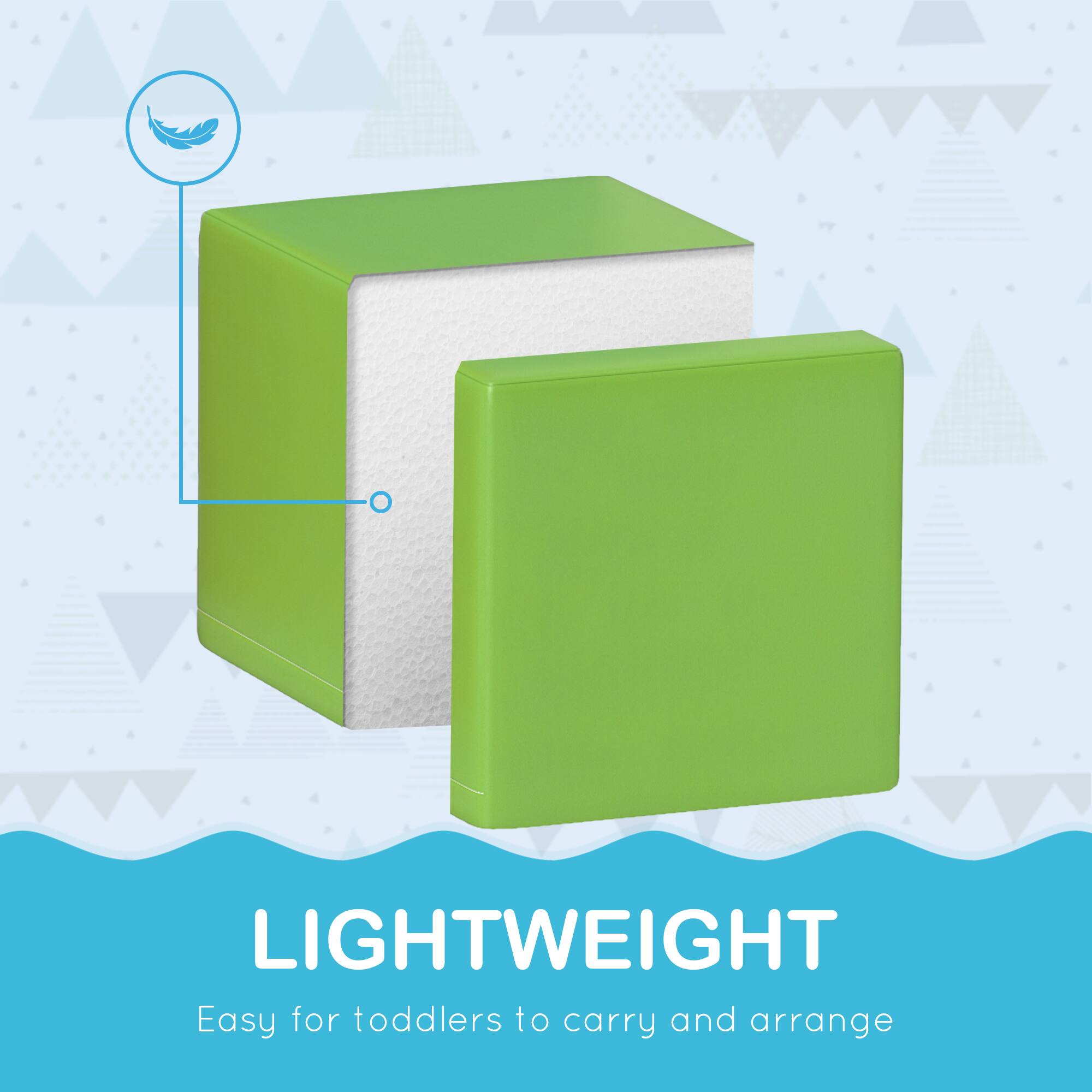 LIGHTWEIGHT  
Easy for toddlers to carry and arrange