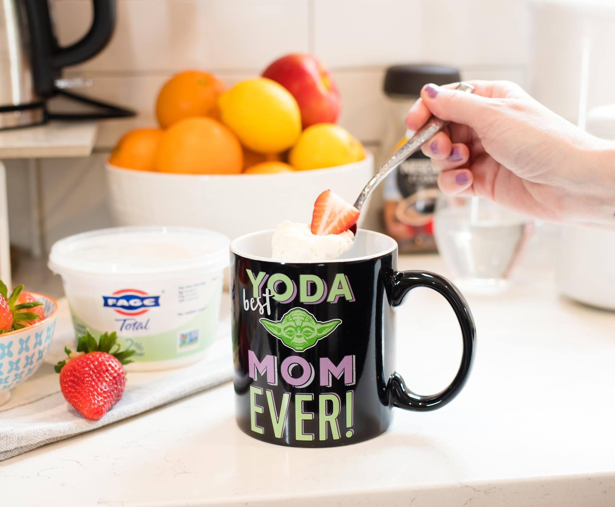 YODA  
best MOM EVER!  

FAGE  
Total 2%