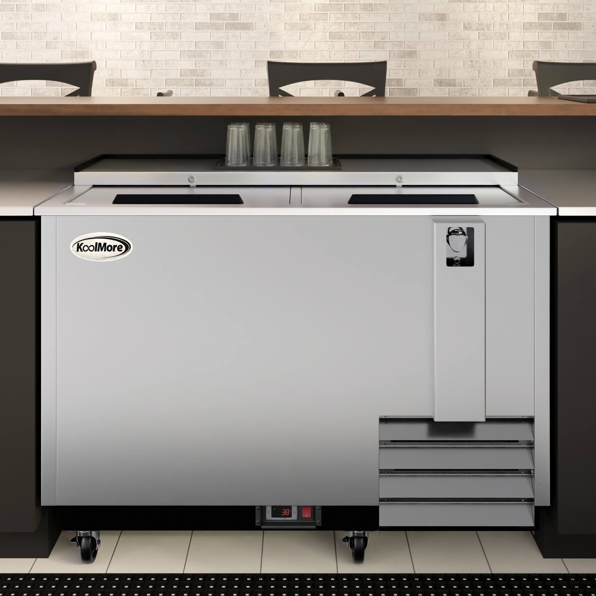 Back. Koolmore - 50 in. Commercial Glass Froster in Stainless Steel, ETL Listed, 14 cu. ft. (KM-GF50-SS) - Stainless steel.