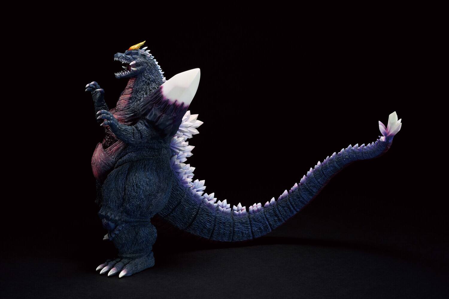 Alt View 2. Bandai - Ichibansho - Godzilla vs Spacegodzilla - Monsterlise - SpaceGodzilla (Monster Stampede) Figure   - COLLECTIBLES - Multicolor.