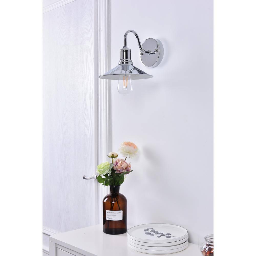 Angle. Living District - Etude 1 light chrome Wall Sconce - Chrome.