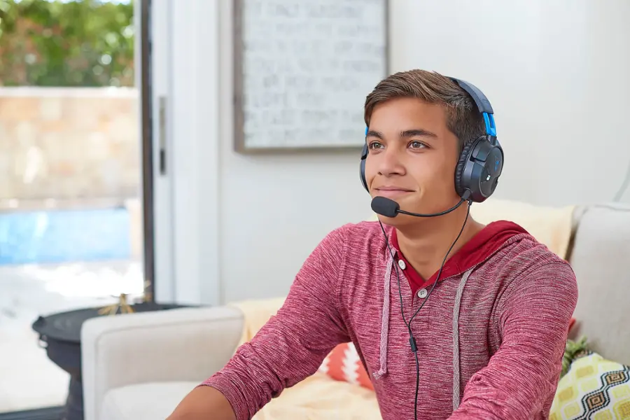 Alt View 16. Turtle Beach - Recon 50P Wired Gaming Headset for PlayStation, PS5, PS4, Xbox Series X | S, Xbox One, Nintendo Switch, Mobile & PC - Black/Blue.