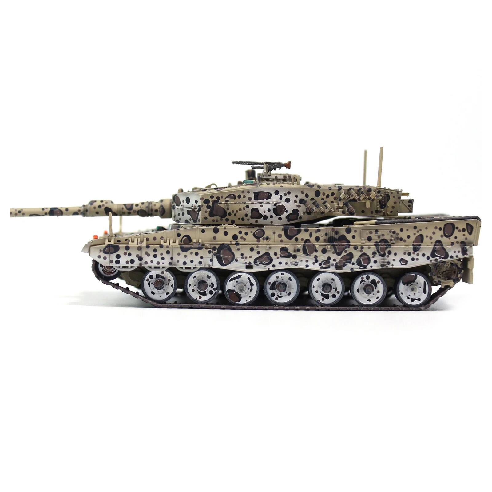 Alt View 1. Panzerkampf - Leopard 2A4 Main Battle Tank "Jaguar Scheme" Austrian Army "Armor Premium" Series 1/72 Diecast Model by Panzerkampf.