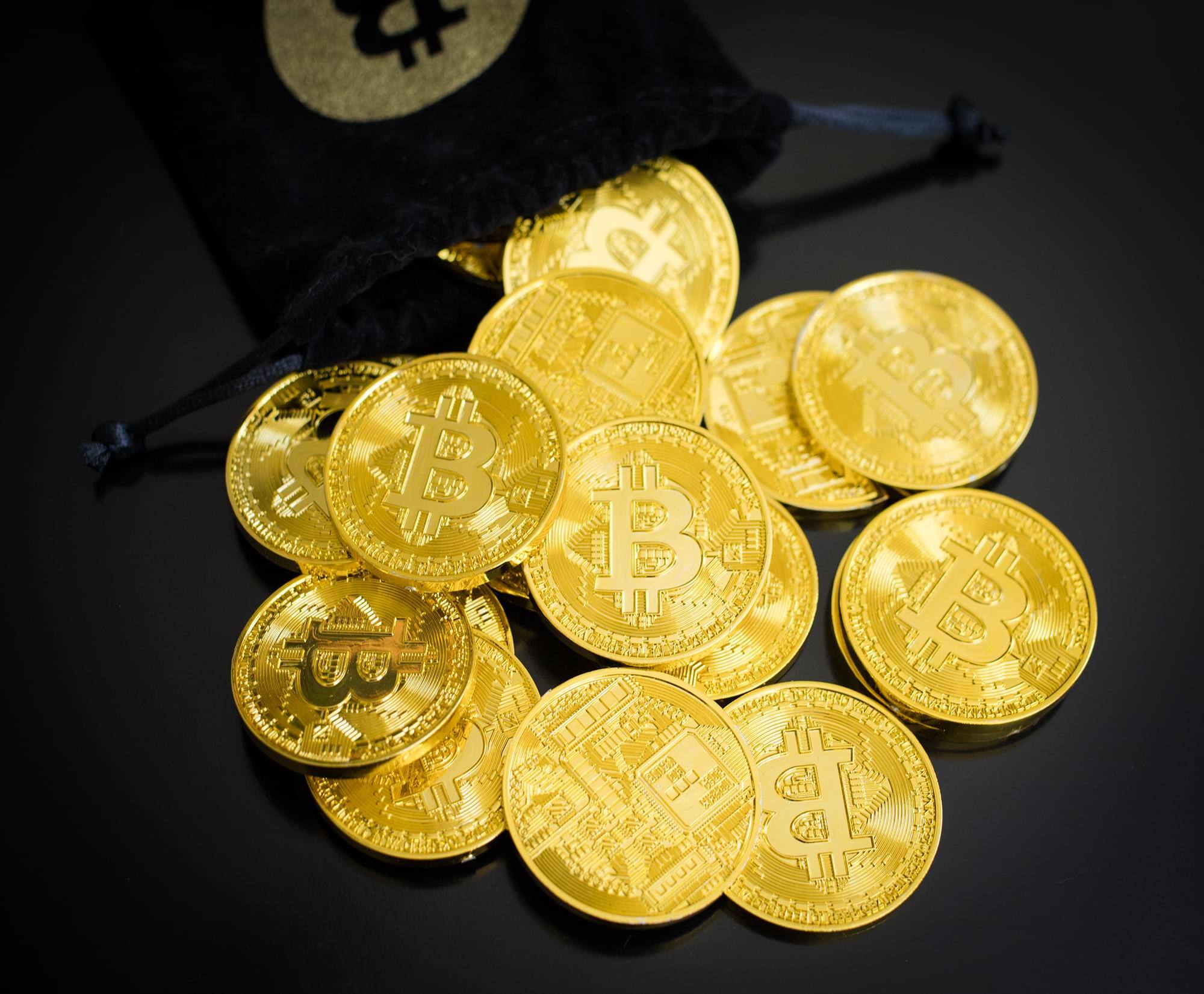 Alt View 4. Toynk - Bag of Bitcoins Cryptocurrency Souvenir Novelty Item | Includes 20 Tokens - Gold.