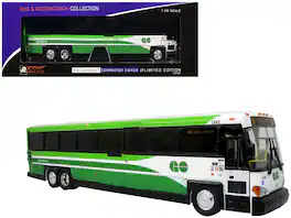 Iconic Replicas - MCI D4500CT Commuter Coach Bus Metrolinx GO Transit Ontario White Green Limited Edition Vintage Bus 1/50 - White, Green
