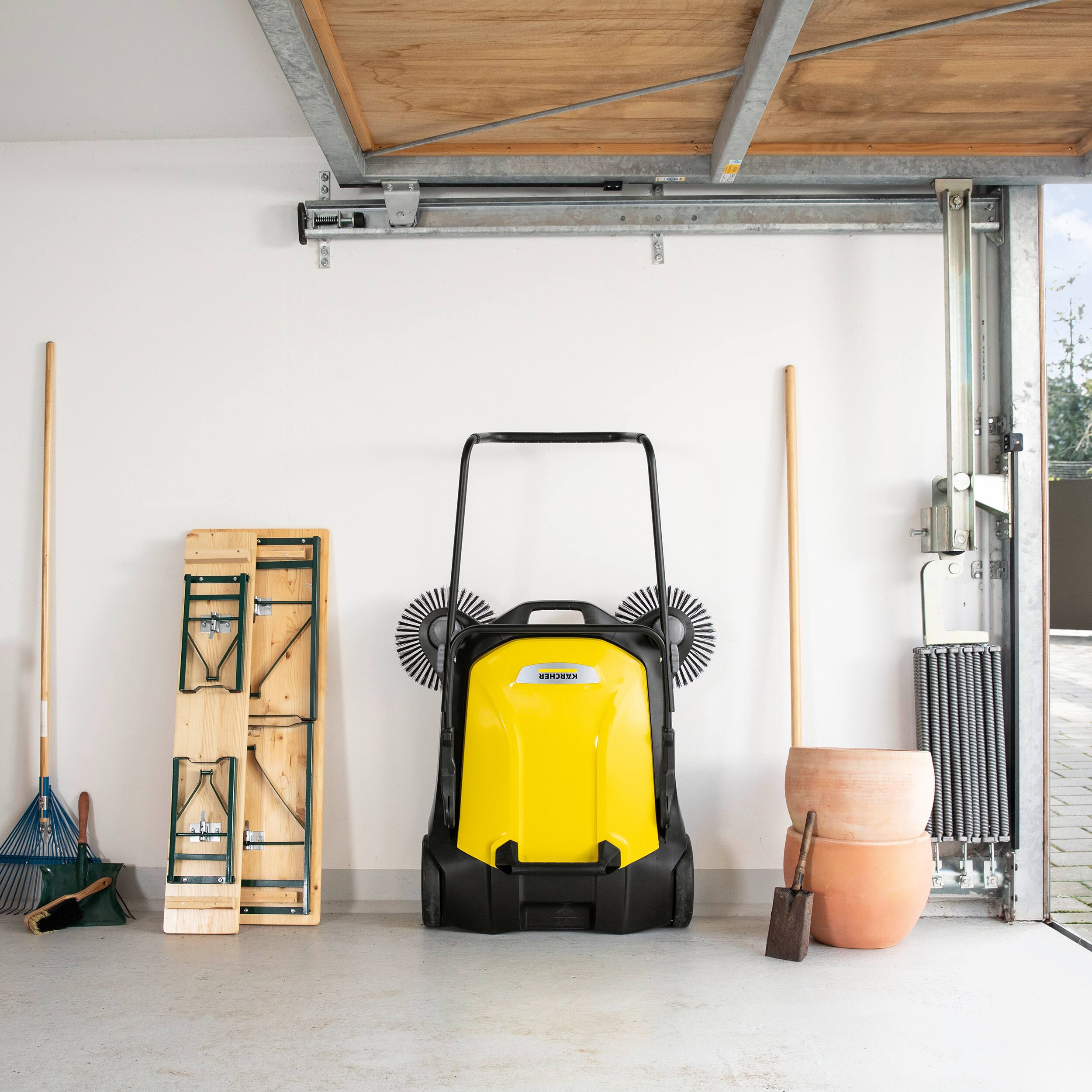 Back. Karcher - S 6 Twin Outdoor Push Sweeper, 10 Gallon, Walk-Behind Street Sweeper.
