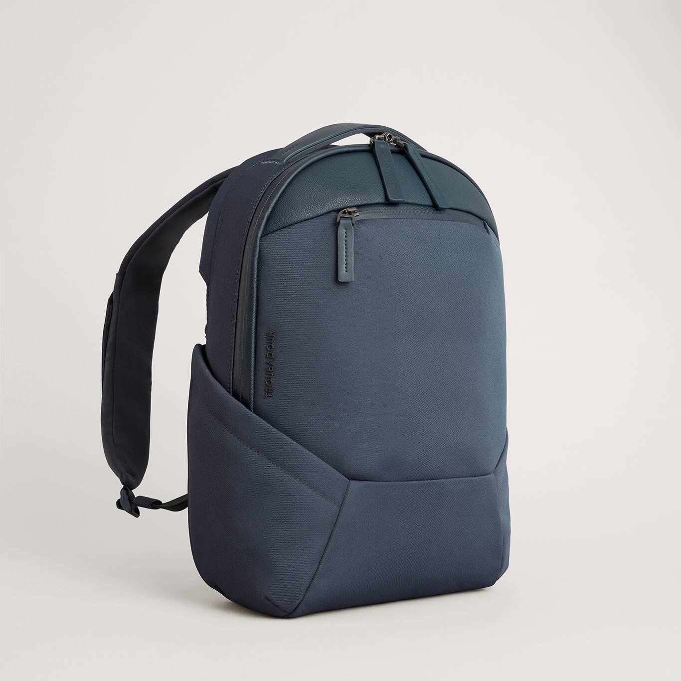 Angle. Troubadour - Apex Compact Laptop Backpack 4.0 - Basalt.