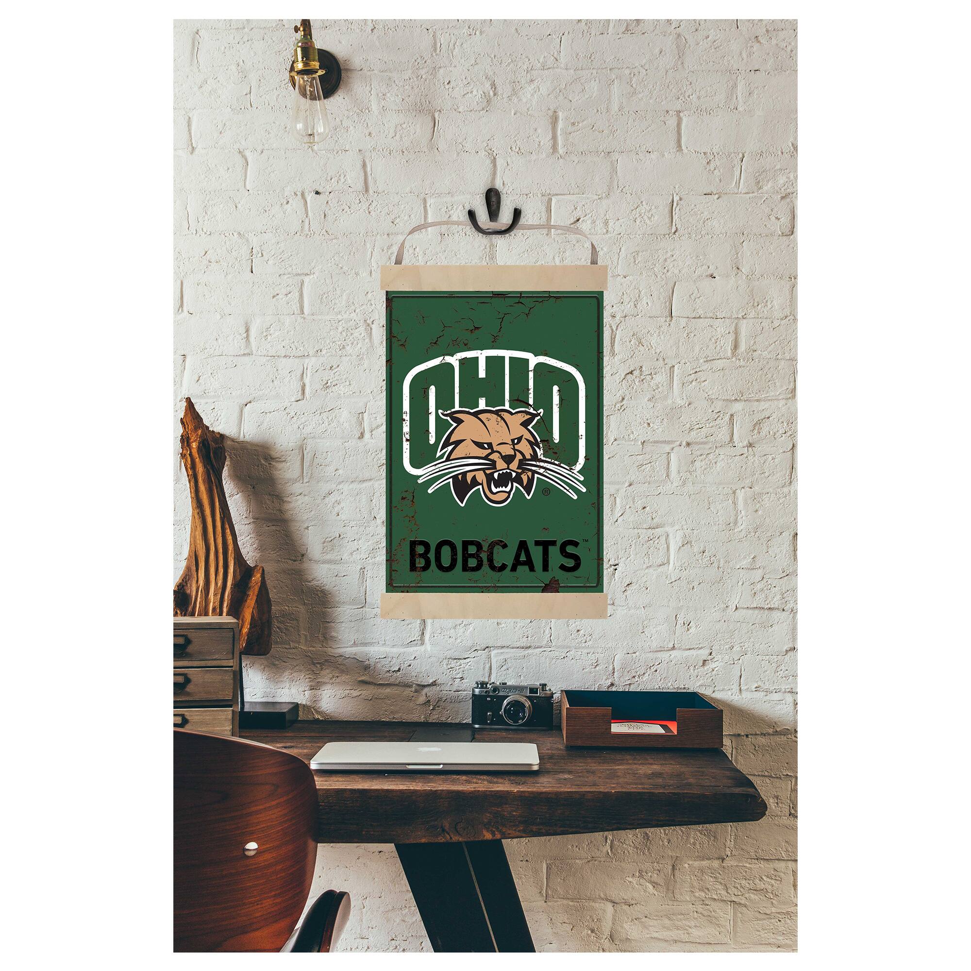 Alt View 2. Jardine - Ohio Bobcats Faux Rust Banner Sign - Green.