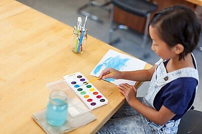 Alt View 4. Crayola - Oval Pan Watercolors, 16-Count - Assorted.